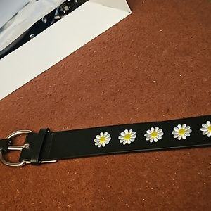 Cat and Jack kids belts